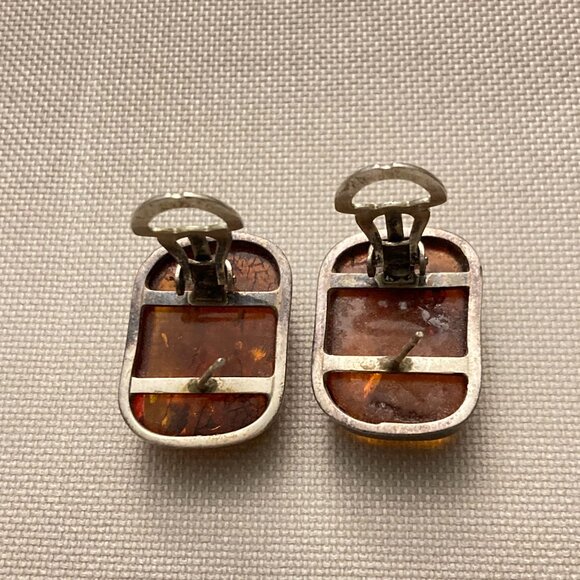 Vintage Sterling Silver and Amber Cabochon Earrings - Picture 3 of 4